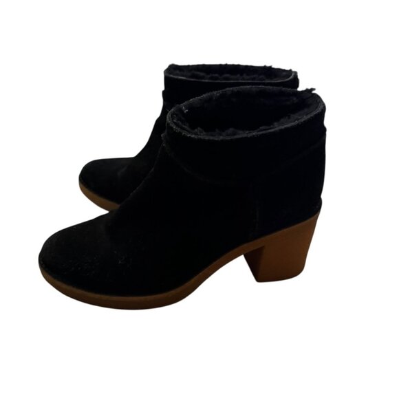 UGG Kasen chunky block heel black suede shearling ankle boots booties 3" US 7 - Picture 9 of 11